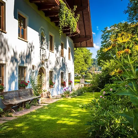 Bauernbraugut Apartment *